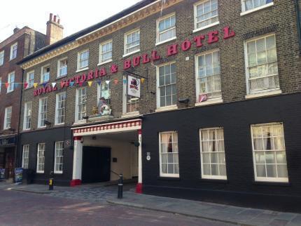 The Royal Victoria & Bull Hotel Rochester  Exterior photo